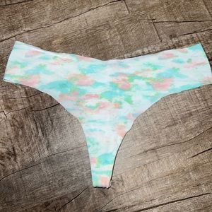 Victoria’s Secret No Show Thong